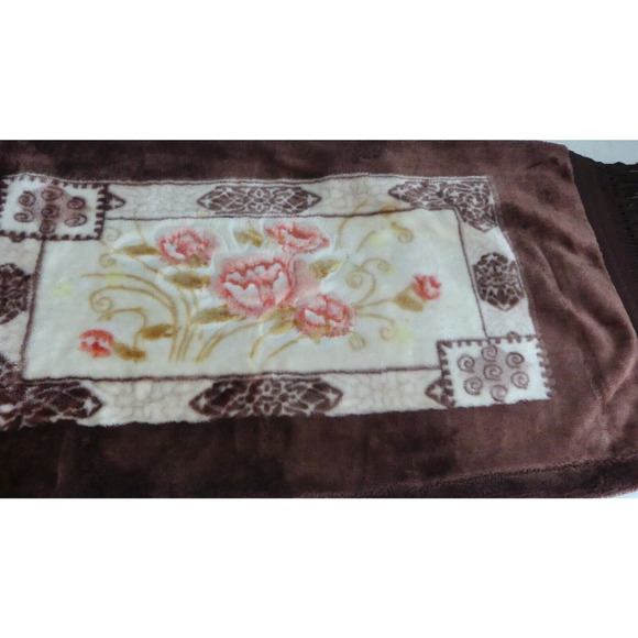 Vintage Plush Roses Pillow Sham Crochet Fringe Edge Heavy Pink Floral Queen - Picture 2 of 9